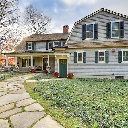 Grand Lakefront Home In Warren With Expansive Patio! Exterior photo